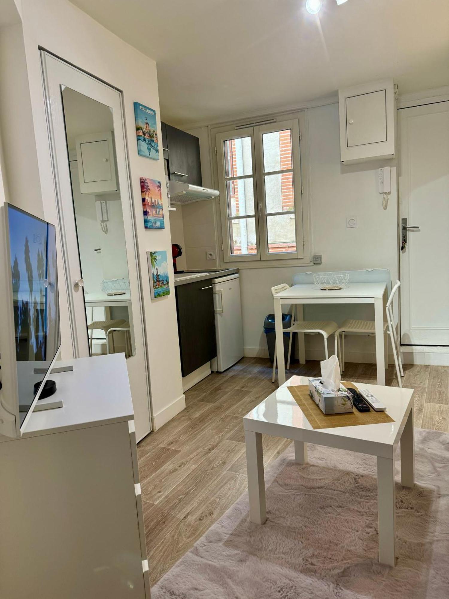 Studio Cozy Au Coeur Des Carmes تولوز المظهر الخارجي الصورة